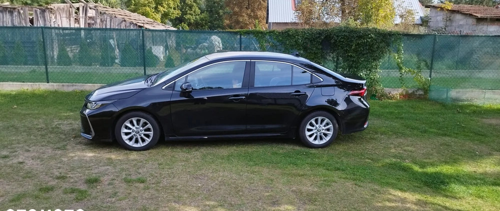 Toyota Corolla cena 69883 przebieg: 65450, rok produkcji 2021 z Lubliniec małe 46